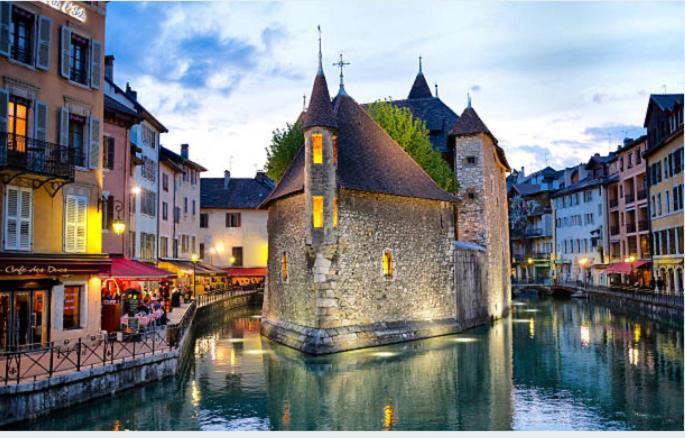 Ferienwohnung ---The Century---Au Centre D'Annecy Exterior foto